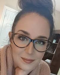 Ashley Bigham's Instagram, Twitter & Facebook