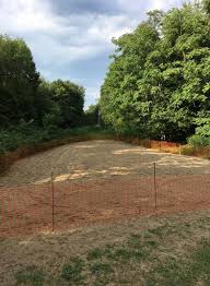 Strongly acidic or heavy clay soil may need as much as 100 pounds (46 k.). How Much Lime On 1 16 Acre With 5 1 Ph Page 2 Huntingnet Com Forums