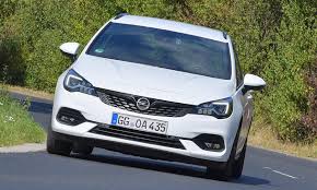 Gaz wbity w dowod, dokumenty od gazu są, butla ważna. Opel Astra Sports Tourer Facelift Test Autozeitung De