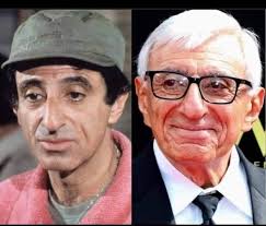 Question Klinger name I belive is maxwell q Klinger. What was the q for