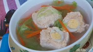 Cara membuat bakso goreng udang ayam: Resep Bakso Ayam Kuah Dan Goreng Ala Rumahan