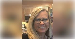 Lori Slagle's Instagram, Twitter & Facebook