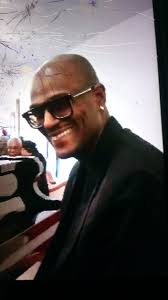 Pop tunes record shops in Horn Lake and Shelby Dr