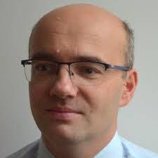 Robert Kucinski's Instagram, Twitter & Facebook