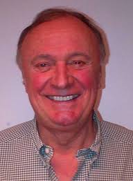 Arlington Heights CEO donates $20,000 to random people