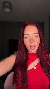 Yeux Bleu Cheveux Roux