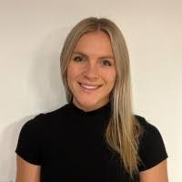 Grace Brauer's Instagram, Twitter & Facebook