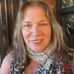 Heather Hymes's Instagram, Twitter & Facebook