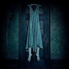 The Bent Neck Lady Examining The Haunting Of Hill House S Best Episode Strange Harbors House On A Hill Haunting Hills