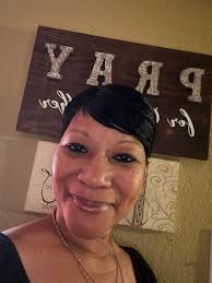 Good BLESSED morning!! ALWAYS REMEMBER to do WHAT YOU DO FOR GODS GLORY and  NOT for PEOPLE APPROVAL!! I love all y'all❤️❤️❤️