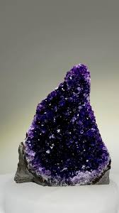 Colored diamonds, diamond jewelry, gemstones and more from alpha imports! 320 Amethyst Ideas In 2021 Amethyst Rocks And Minerals Gems And Minerals