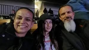 Kelly Riedel's Instagram, Twitter & Facebook