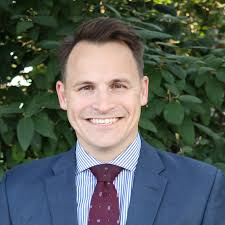 Meet Our Leadership & Faculty