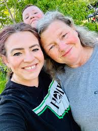 The terps told me it's gonna be a great Thursday 🧘🏻‍♀️☮️🖖💚 Big love to  the homies Devin Valentine and Kyle King for the rosin-this Rainbow Guava  🤌💋🤤