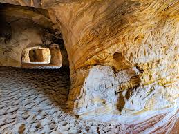 Kanab Sand Caves {aka Moqui Cave}