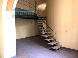 A corredo abbiamo due balconi. Trilocale In Affitto A Vercelli Rif 5547 N 27896