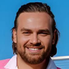 Melvin Keener's Instagram, Twitter & Facebook