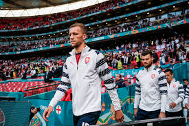 Přímý přenos utkání základní skupiny na evropském šampionátu ve fotbalu. Ethuar0ix08nlm