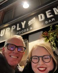 Dinner last night in Ottawa with my beautiful daughter Emma who just turned  27! It's cold here and there's already tons of snow!