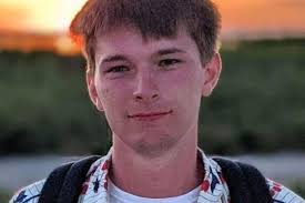 VIDEO."C'est de la barbarie" : l'émotion de la famille de Paul, cycliste  tué par un automobiliste à Paris