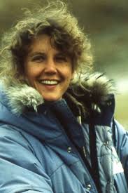 Episode 2: Wolf social behaviour with Jane Packard