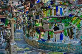 Philadelphia S Magic Gardens 5th Annual Art Gage Festival Returns To South Street For A Day Of Art Mus Philadelphia Magic Gardens Sustainable Art City Garden
