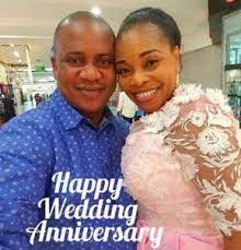Actor, sean jimoh, has called out 'yoruba celebrities' for throwing shade at gospel artiste, tope alabi, after she publicly condemned oniduromi, gospel music sang by yinka alaseyori. Gospel Musician Tope Alabi Celebrates Wedding Anniversary With Husband Daily Family Ng