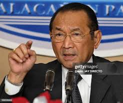 755 Eduardo Lee Stock Photos, High-Res Pictures, and Images