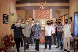 Umr pt pwi jepara : Silaturahmi Media Semen Gresik Bersama Pwi Jateng Siap Sinergi Kegiatan Ukw