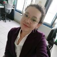 200+ perfiles de «Esqueda»