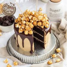 Layer Cake Chocolat Caramel Pop Corn Feerie Cake Blog Recette Cake Design Recette Patisserie Recette De Gateau D Anniversaire