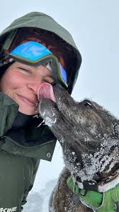 Willow braved the weather with me to celebrate snow and the first day of  December ❄️🤍