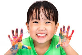 Finger Painting untuk Anak: Manfaat dan Cara Bermainnya