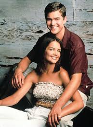 Katie holmes and joshua jackson allegedly got 'handsy' at the 'dawson's creek' reunion in april! Katie Holmes Romantic History Every Star She S Dated Over The Years Hollywood Life