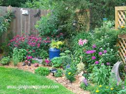 Flower Gardening Ideas 3 Sisters In 3 Gardening Zones Gingham Gardens Flower Garden Care Backyard Flowers Beds Gardening Zones