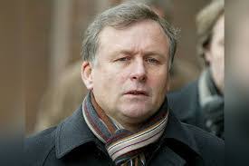 Brian Kearney's Instagram, Twitter & Facebook