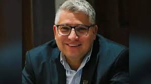 Titular de Comunicación Zona Norte anuncia en redes su renuncia; desconocen  motivos