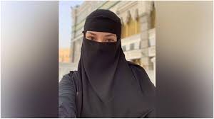 #panas abang ipar serang aqasha dan rita rudaini. Ini Wanita Bercadar Yang Masuk Daftar Forbes Asia S 100 Digital Stars Laman 2 Dari 2