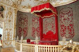 The many secrets of buckingham palace: Art And Interior Special Series Bedrooms Of The Royals Part 1 Castles Interior Buckingham Palace Buckingham Palace London