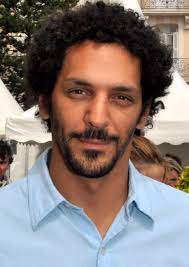 Jusqu'à 8 millions de fans avec le replay. Datei Tomer Sisley Cabourg Jpg Wikipedia