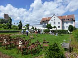 Wir haben am samstag und gestern in der badi in goldach am bodensee 16°c wassertemperatur gemessen. Traumhaft Heiraten Die Schonsten Hochzeitslocations Am Bodensee Hochzeitslocation Heiraten Bodensee
