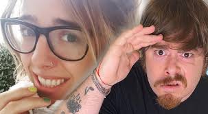 El ex conductor de últimos cartuchos, migue granados, fue cuestionado por posteos gordofóbicos entre los tuits que le cuestionan a migue granados están te entro como gordita en recital de arjona. M7jrymradvqmrm