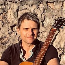 Laurent TASSI Prof de guitares