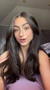 Amanda Rakow's Instagram, Twitter & Facebook