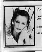 Model Lynne Sweeney, No 77