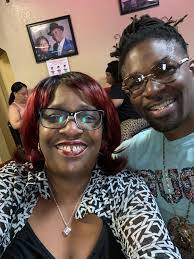 Darnell Bond's Instagram, Twitter & Facebook