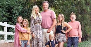 But saturday, spelling hit back with a long post to instagram detailing the bullying she says her kids have faced at school, saying they have been thru so much bullying i can no longer not share. Tori Spelling Dean Mcdermott Adopt New Rescue Dog And Welcome Him Into Their Family Of 5 Kids