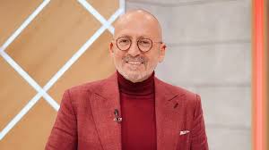Manuel luís sousa goucha de oliveira is a portuguese television presenter. Convidada De Manuel Luis Goucha Deixa Espectadores Em Lagrimas Assim E Dificil