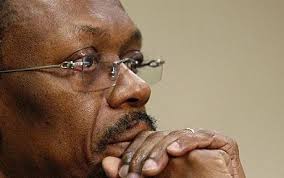 Exiled Haitian president Jean-Bertrand Aristide offers to return