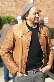 Looking for bug to buy: Car Sos Wikipedia